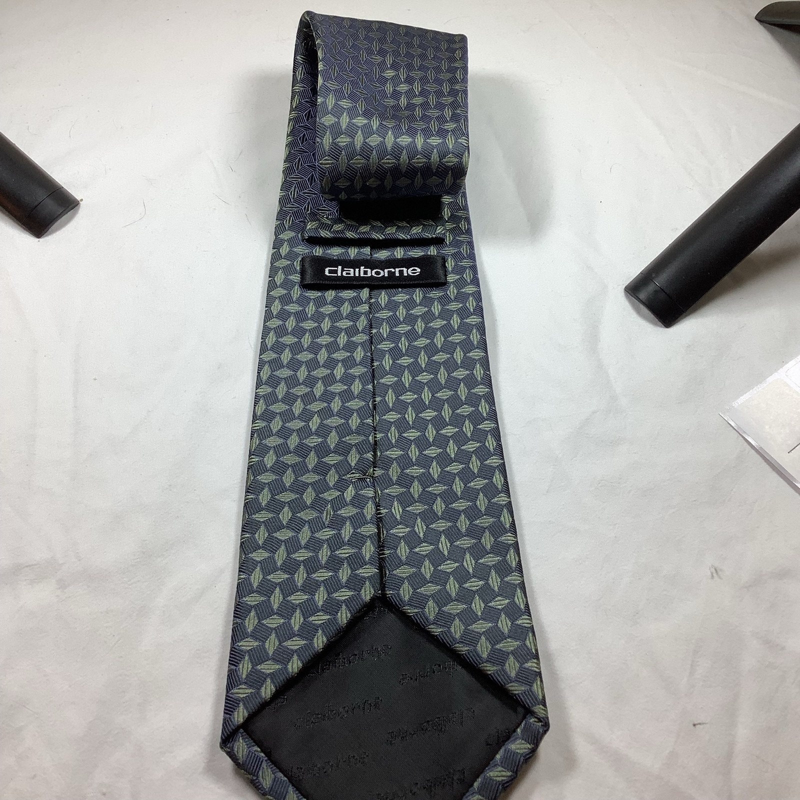 Claiborne Mens Silk Tie Gray Blue Geometric Pattern Woven Necktie